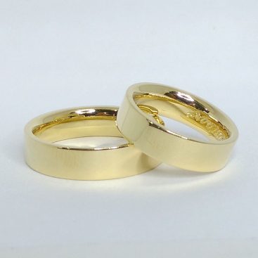 Alianças ouro 18k anatômica